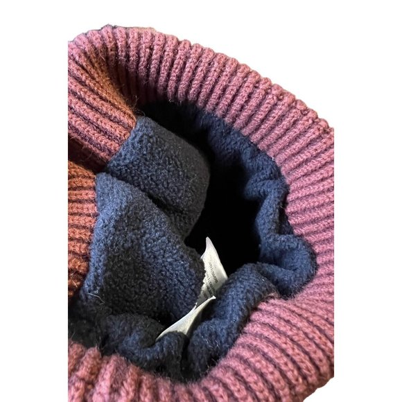 Bass Tracker Stocking Knit Pim Pom Hat‎ Cap - Picture 2 of 4